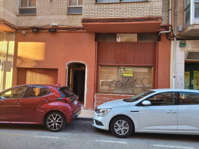 Local comercial en Venta en Calle Morales Contreras, 17 en Calaverón - Pajaritos
