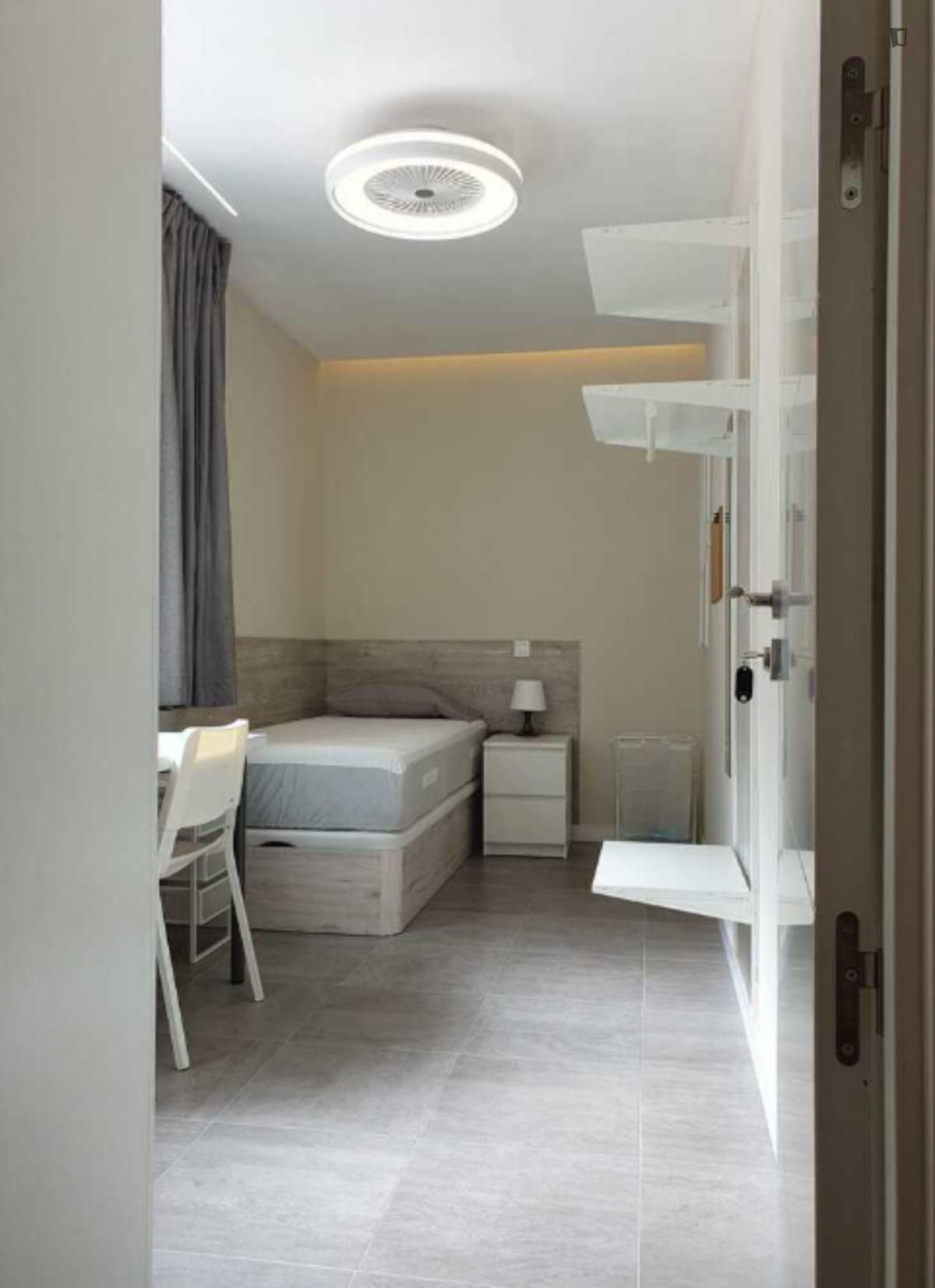 Apartment to share in Portazgo