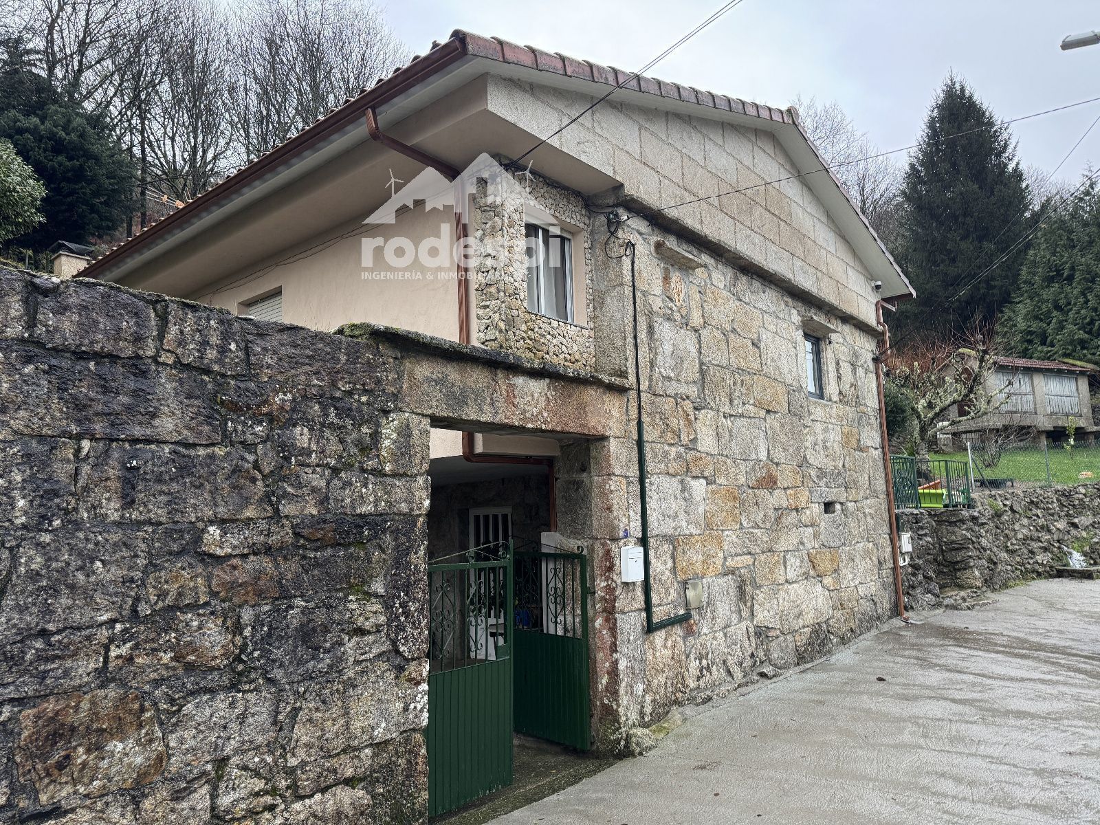 Exterior view of Single-family semi-detached for sale in Covelo  with Heating and Storage room
