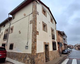 Vista exterior de Casa adosada en venda en Corera amb Calefacció, Traster i Moblat