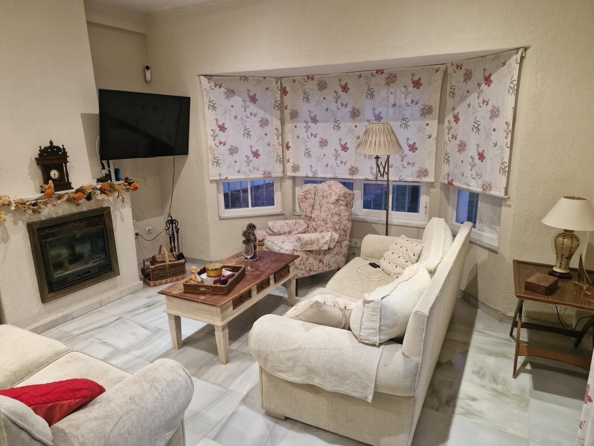 Living room of House or chalet for sale in Jerez de la Frontera  with Air Conditioner, Private garden and Terrace