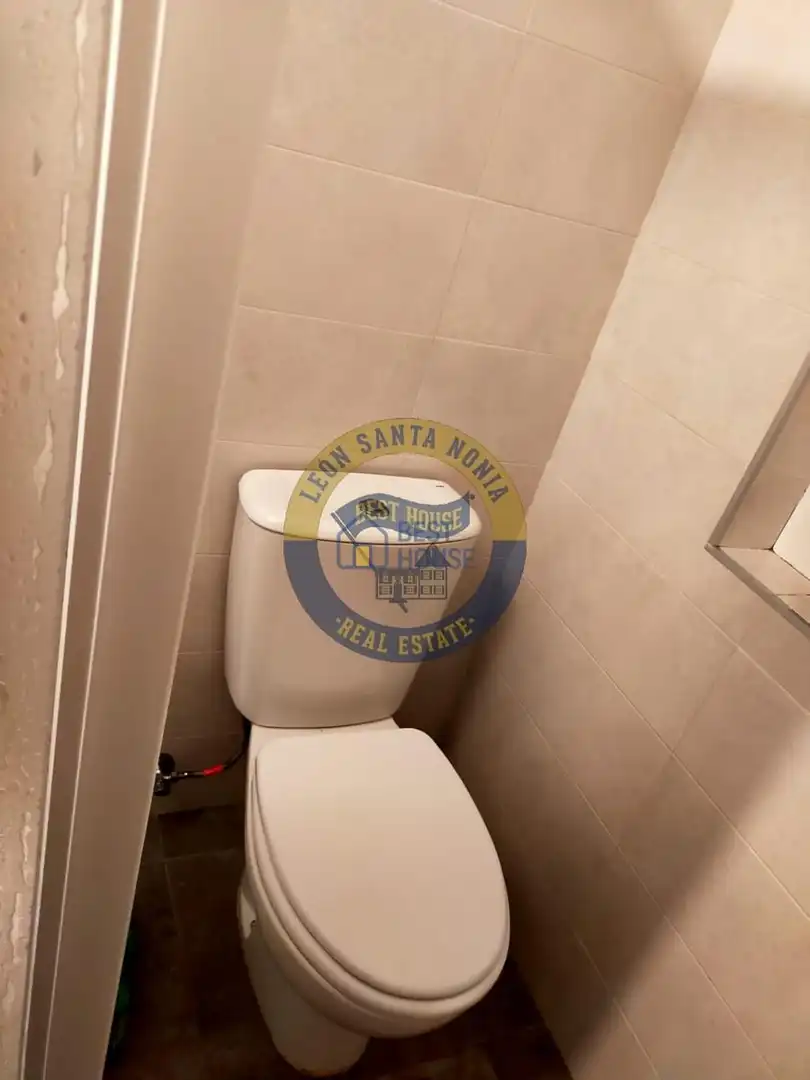 Baño de Apartamento de alquiler en El Ejido - Santa Ana