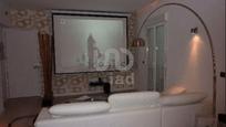 Living room of Flat for sale in  Zaragoza Capital  with Air Conditioner, Heating and Terrace