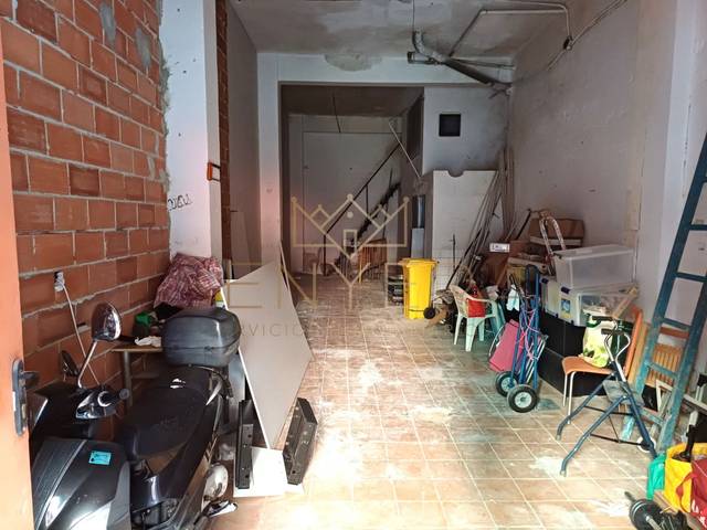 Local comercial en Venta en Nou Moles