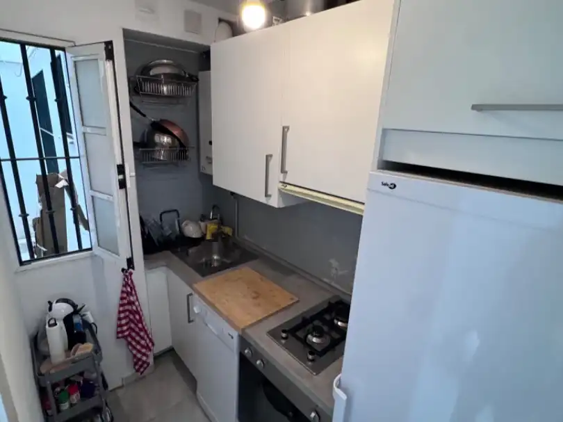 Kitchen of Flat for rent in Sevilla  with Air Conditioner, Terrace and Furnished