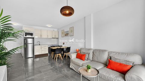 Foto 4 de Apartamento en venta en De Los Pueblos, San Eugenio Bajo, Adeje