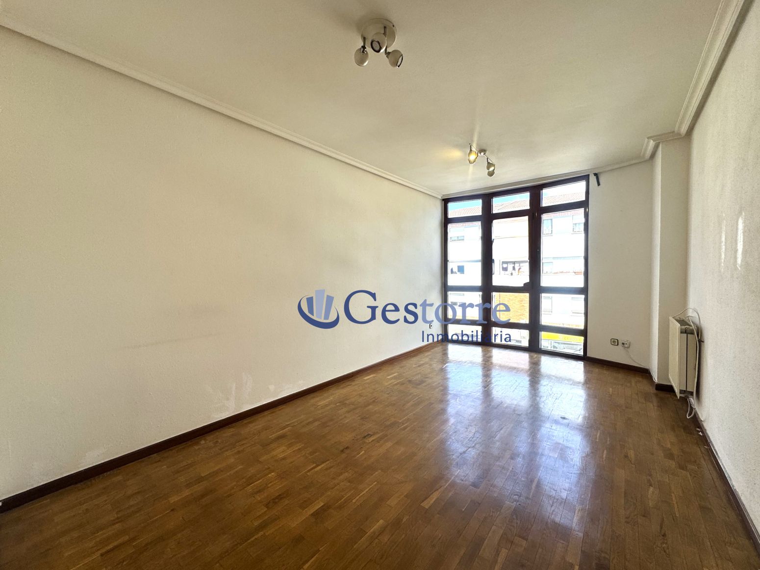 Flat for sale in Oviedo   with Heating, Parquet flooring and Storage room