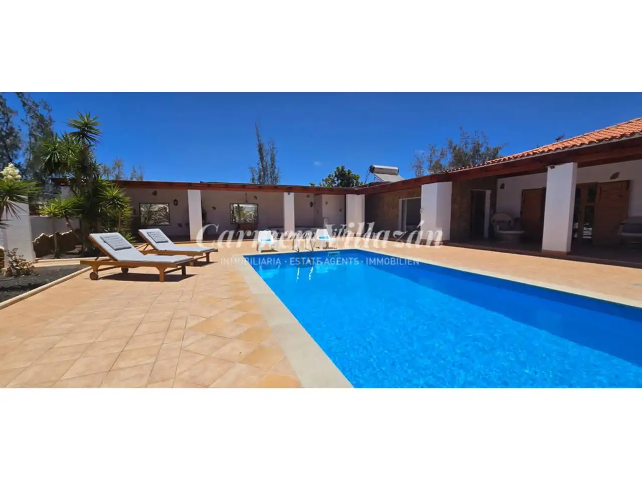 Swimming pool of Houses for sale in Antigua  with Heating, Private garden and Terrace
