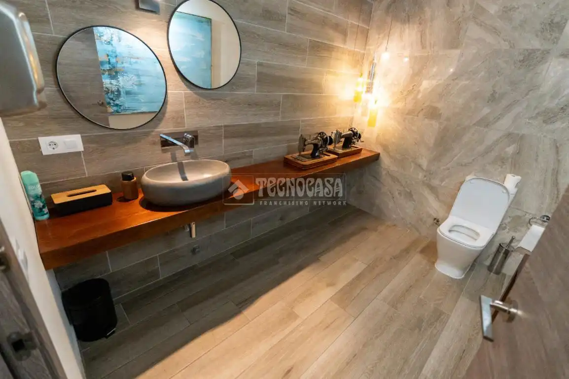 Bathroom of Commercial properties for sale in Granadilla de Abona