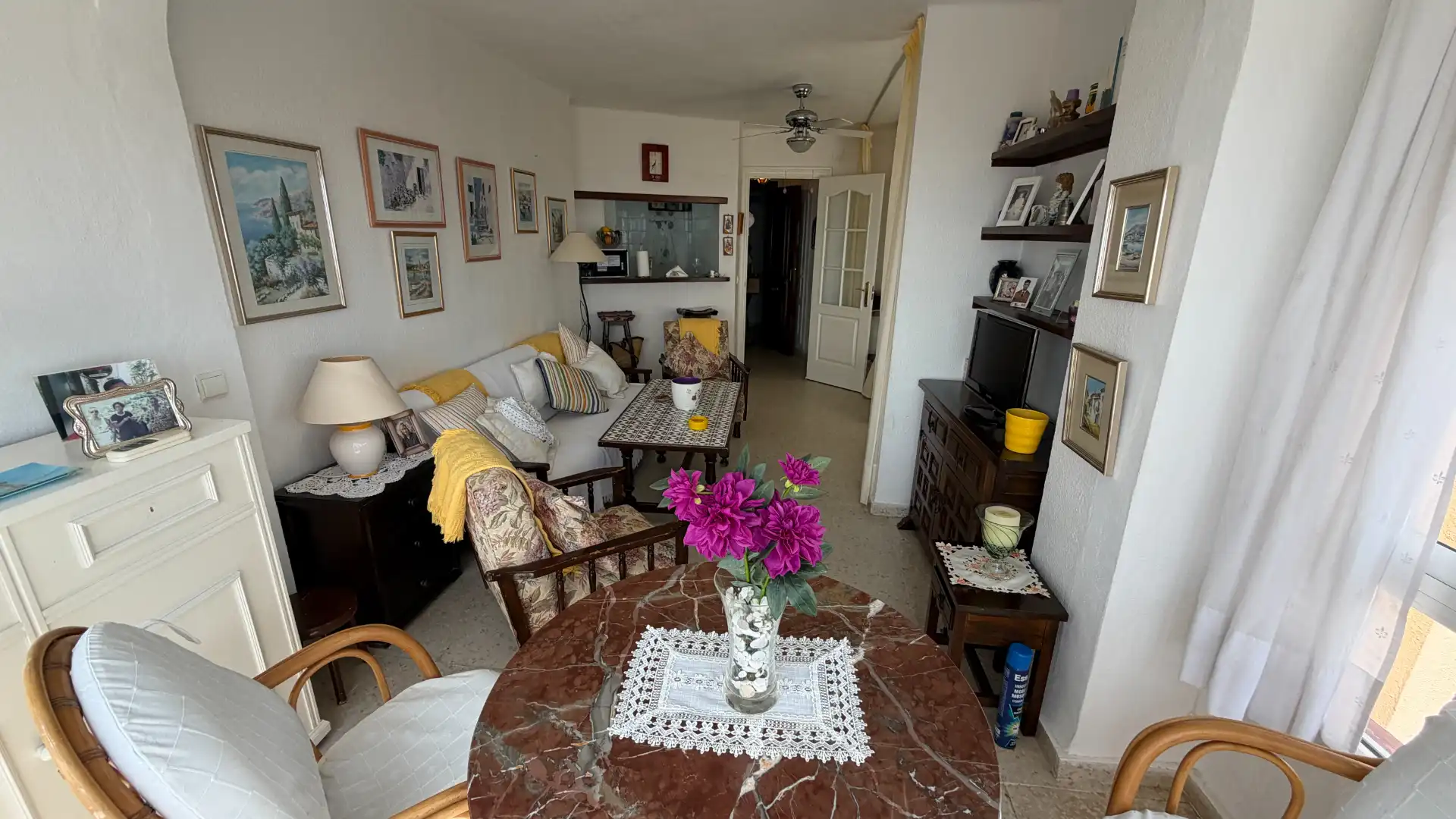 Wohnzimmer von Wohnung zum Verkauf in Torrox mit Möbliert, Ofen und Waschmaschine