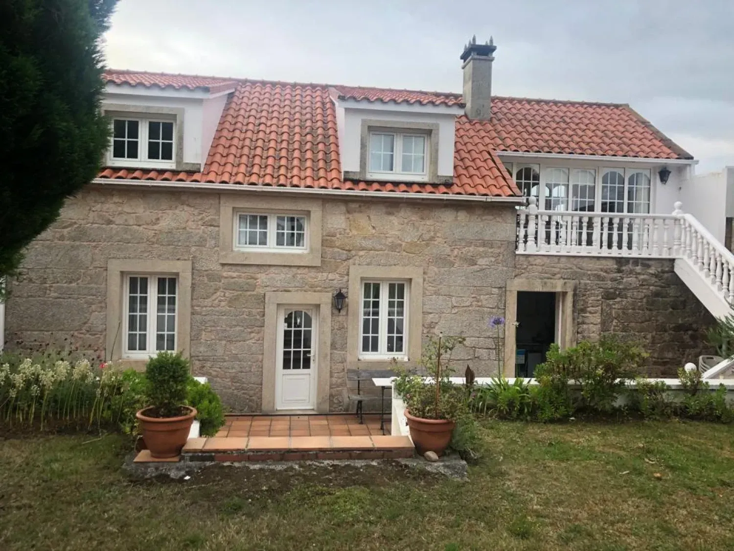 Exterior view of House or chalet for sale in Cabana de Bergantiños  with Heating, Terrace and Swimming Pool
