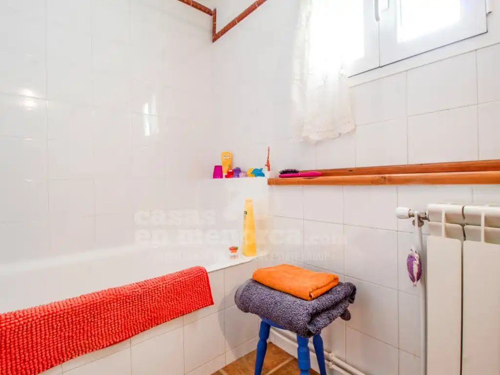 Casa rústica amb piscina en venda a Llucmaçanes, imagen 40