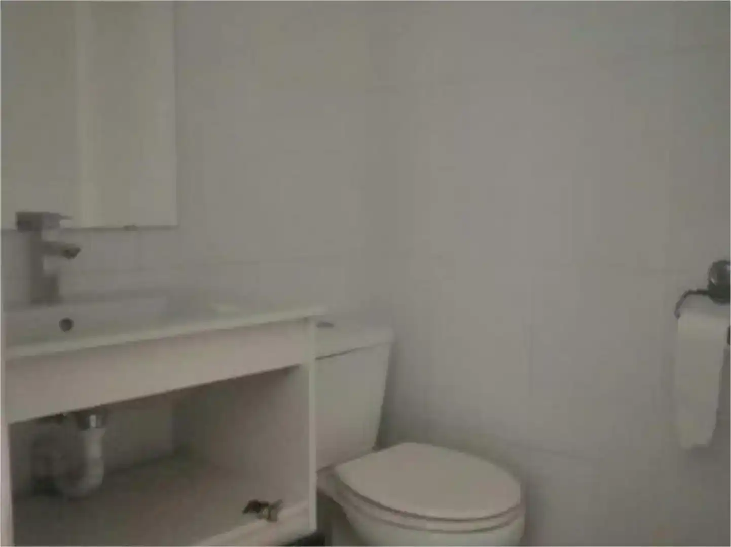 Bathroom of Commercial properties for rent in Ibi