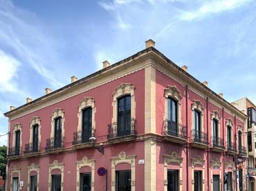 Oficina de lloguer a Calle de la Reina 11
