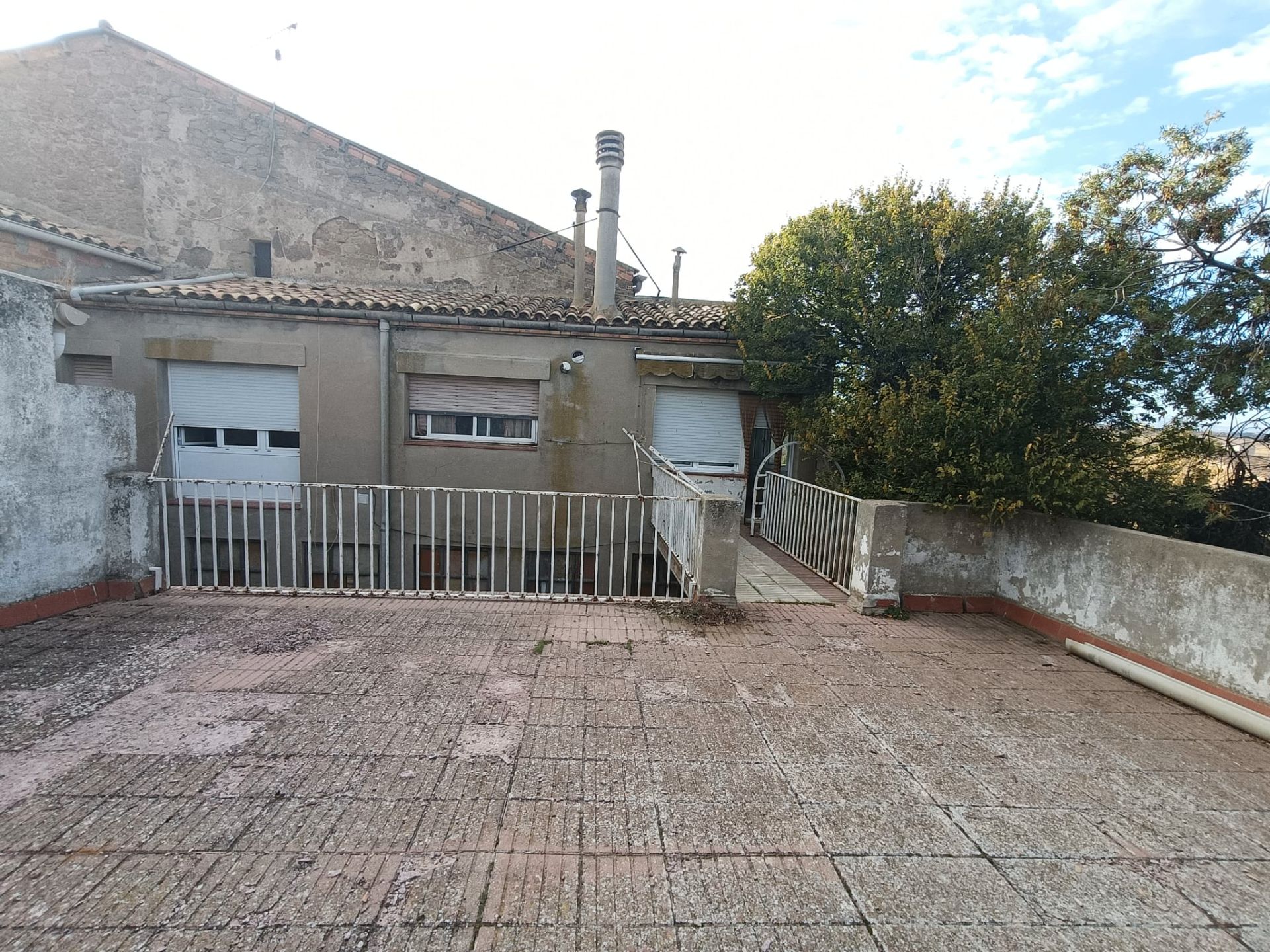 Vista exterior de Casa o xalet en venda en Els Plans de Sió amb Calefacció, Terrassa i Moblat