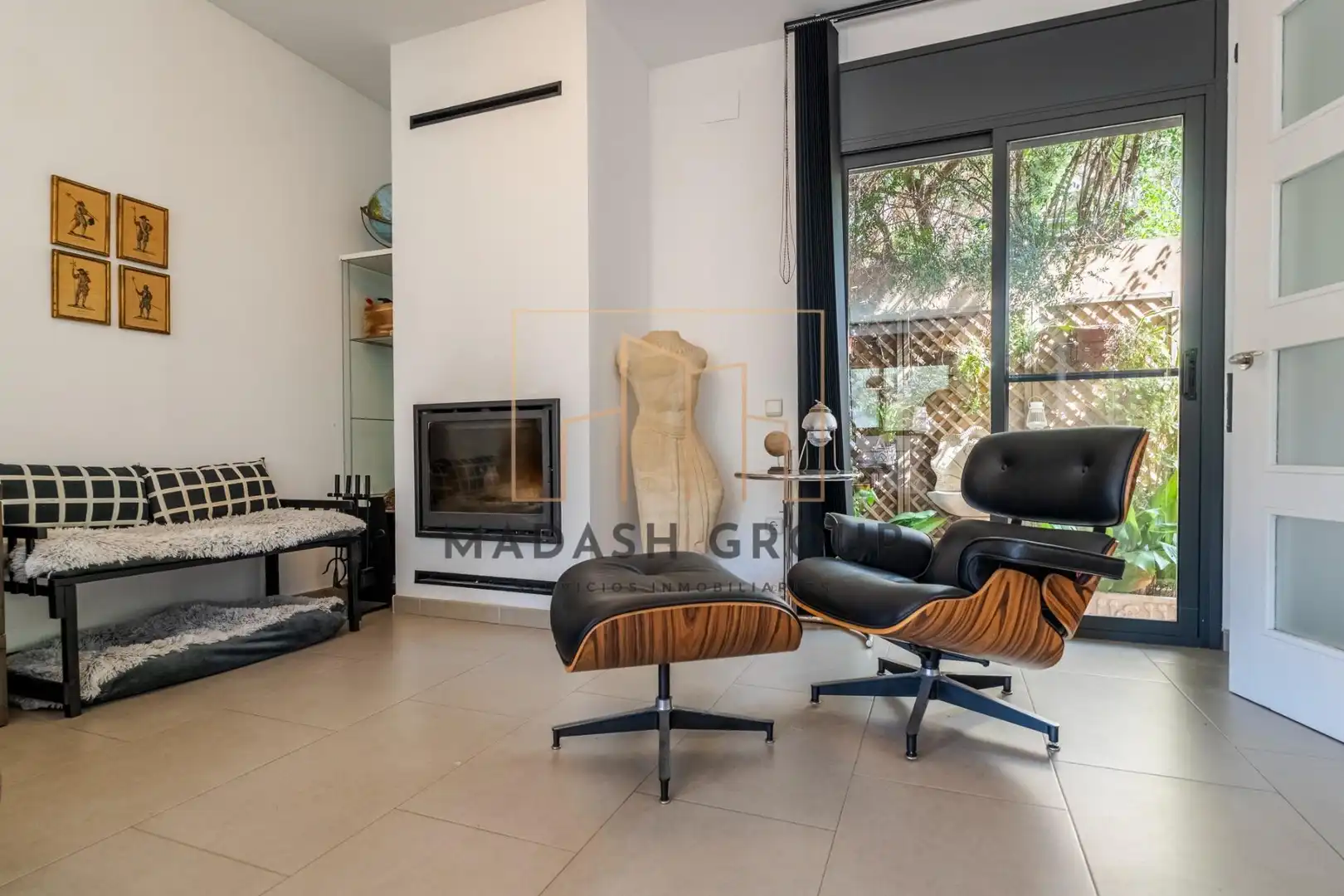 Chalet con piscina en venta en Carrer VIA LACTIA, imagen 16