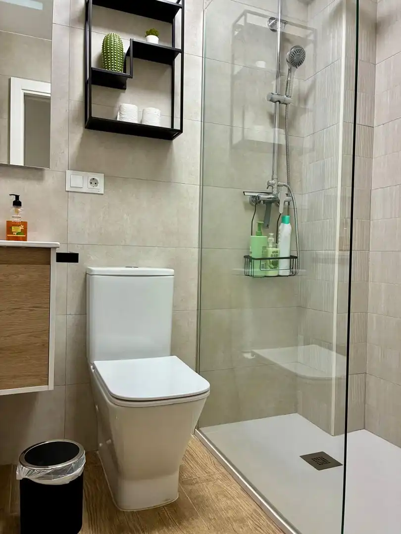 Baño de Apartamento en venta en Conil de la Frontera con Aire acondicionado, Calefacción y Terraza
