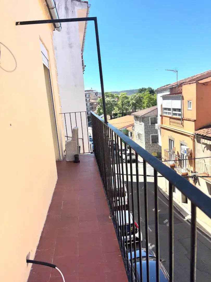 Terraza de Apartamento de alquiler en Plasencia con Aire acondicionado, Parquet y Amueblado