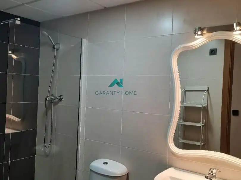Badezimmer von Wohnung zur Miete in Tortosa mit Klimaanlage, Heizung und Terrasse