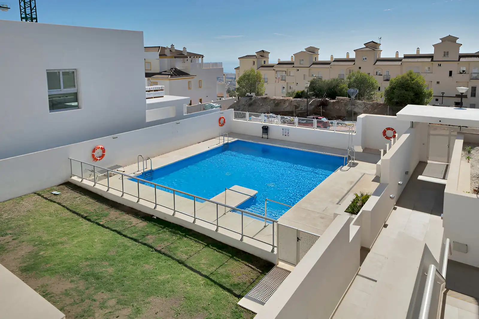 Swimming pool of Ground floor for sale in Benalmádena  with Air Conditioner, Heating and Terrace