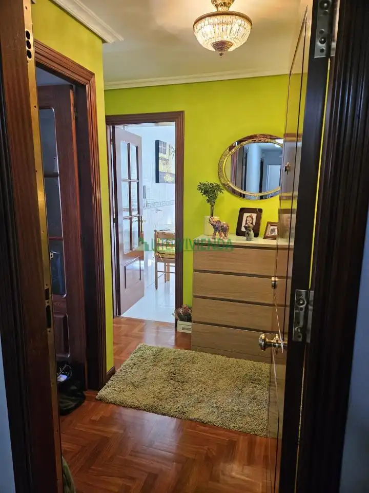 Habitación de Piso de alquiler en Vigo  con Calefacción, Parquet y Terraza