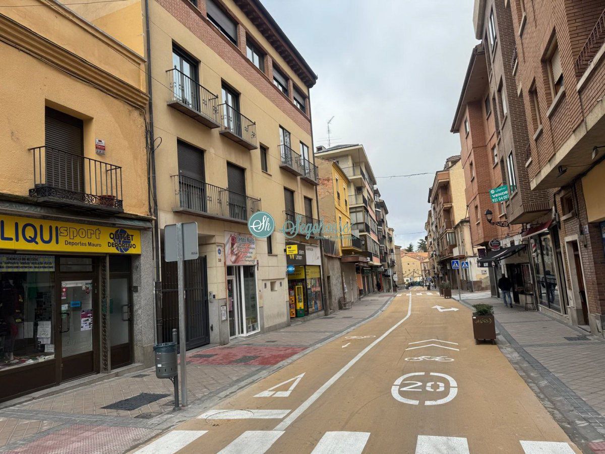 Vista exterior de Trastero en venta en Segovia Capital