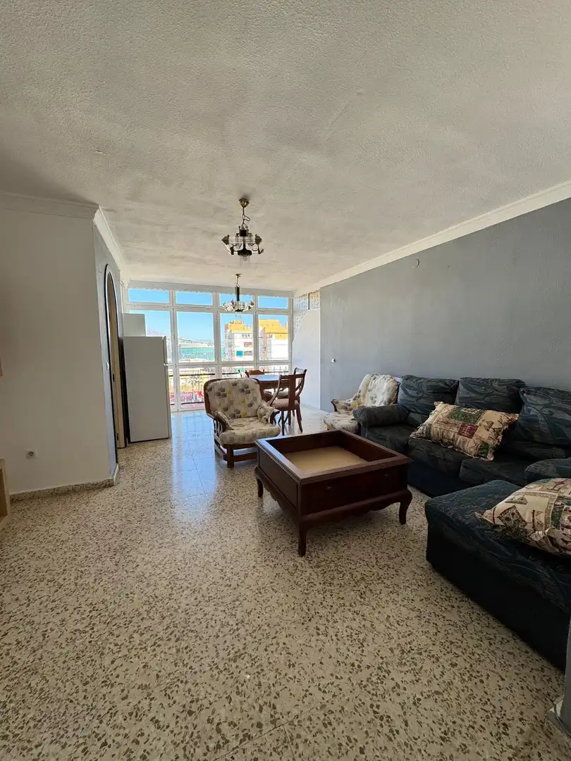 Sala d'estar de Pis en venda en Mijas amb Aire condicionat, Terrassa i Traster