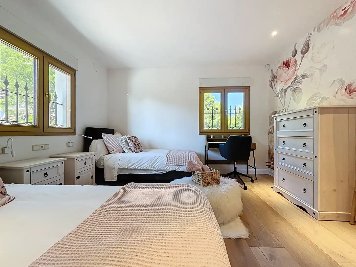 Habitación de Casa o chalet en venta en La Nucia con Jardín privado, Terraza y Piscina
