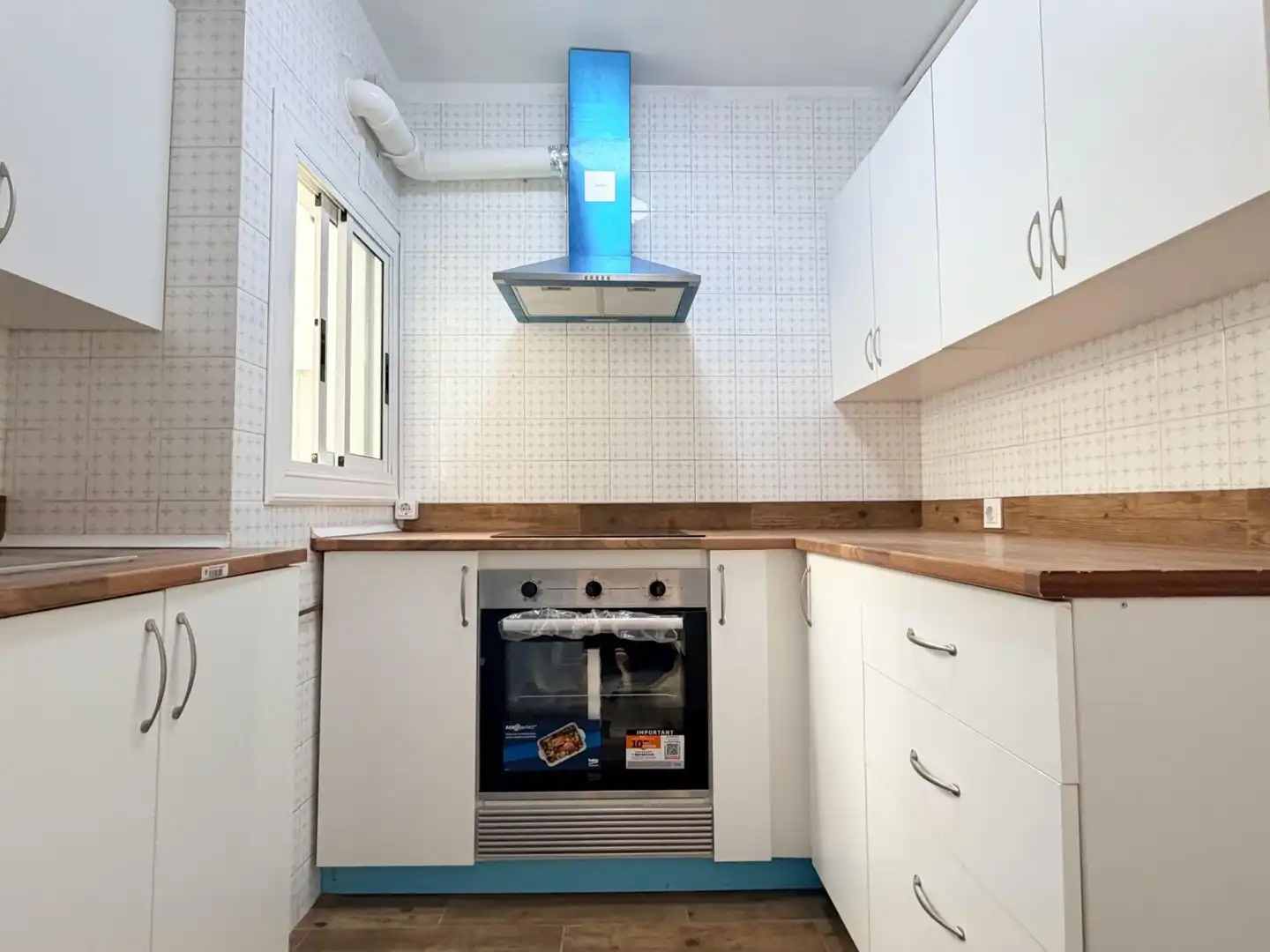Kitchen of Flat for sale in Calafell  with Terrace and Balcony