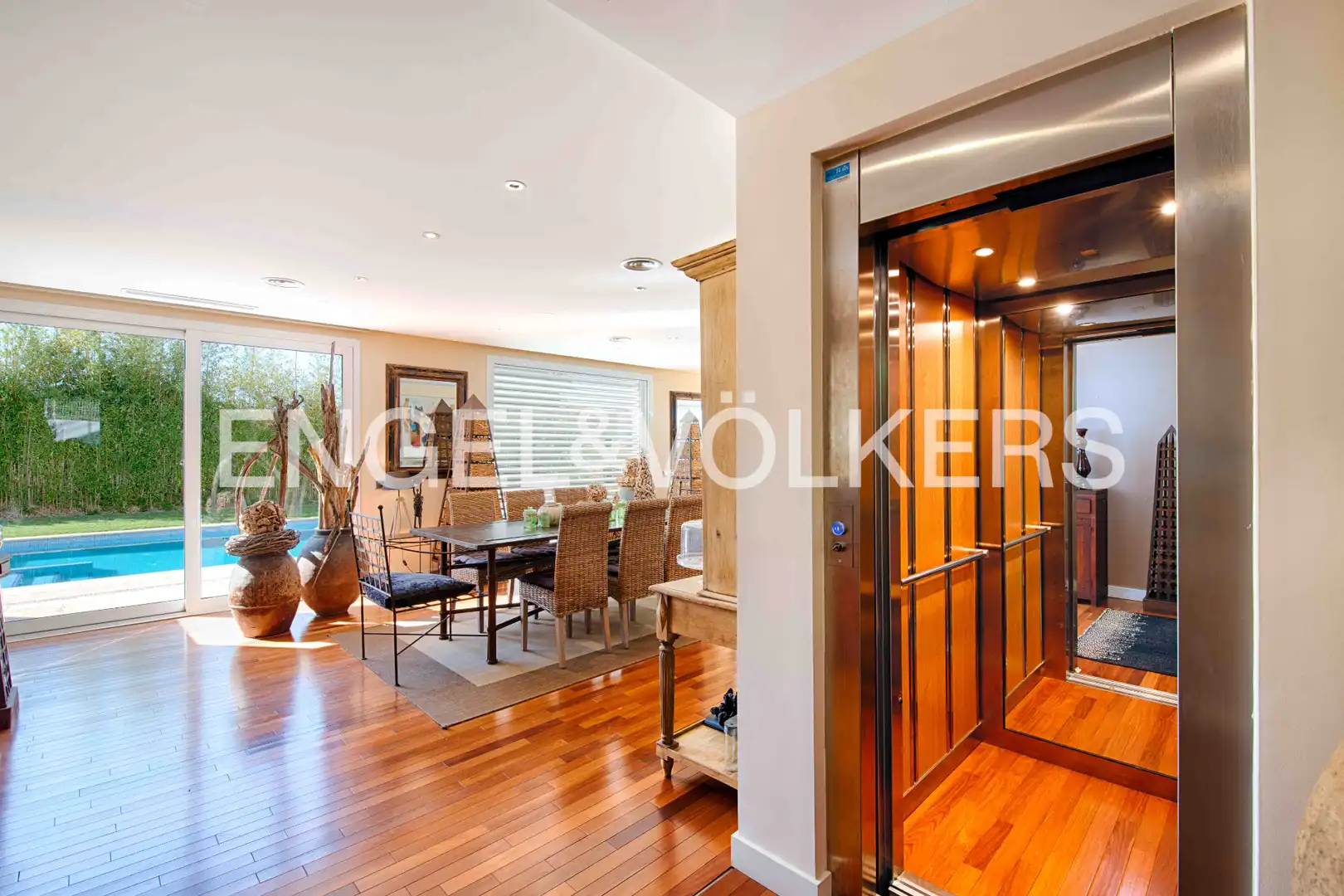 Haus mit Pool zum Verkauf in Carrer Holanda, imagen 20