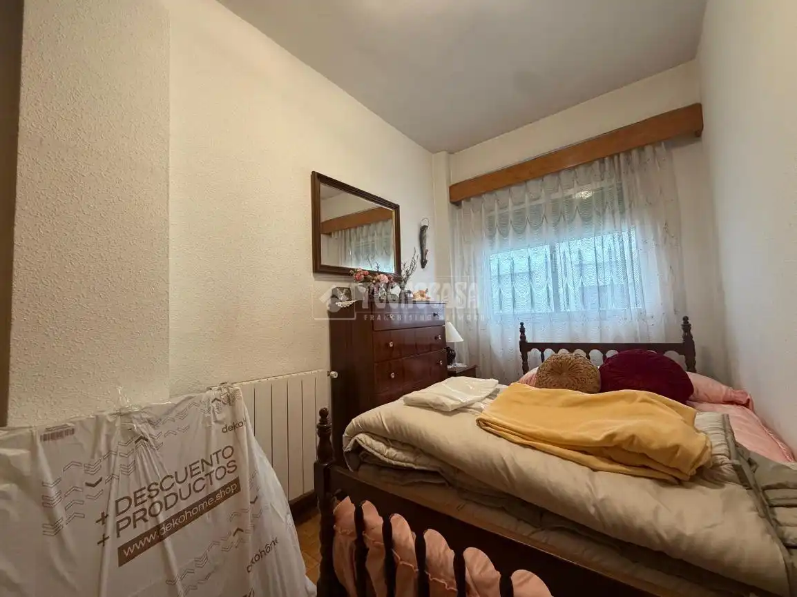 Habitación de Piso en venta en Madrid con Calefacción y Terraza