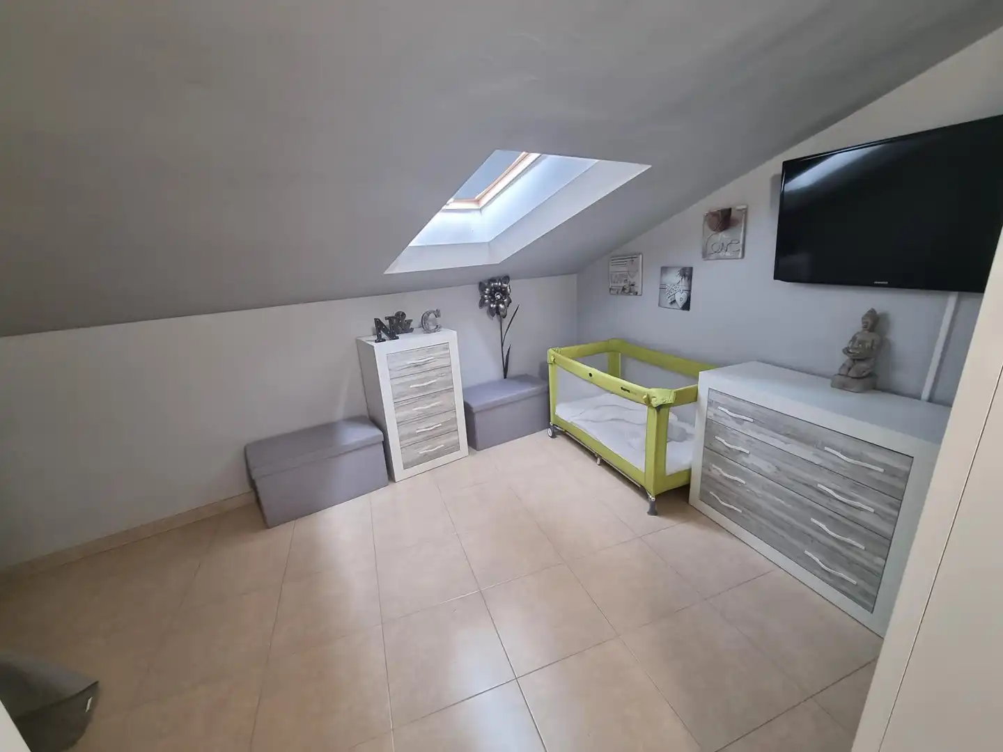 Dachboden zum Verkauf in Sabadell mit Terrasse, Möbliert und Alarm