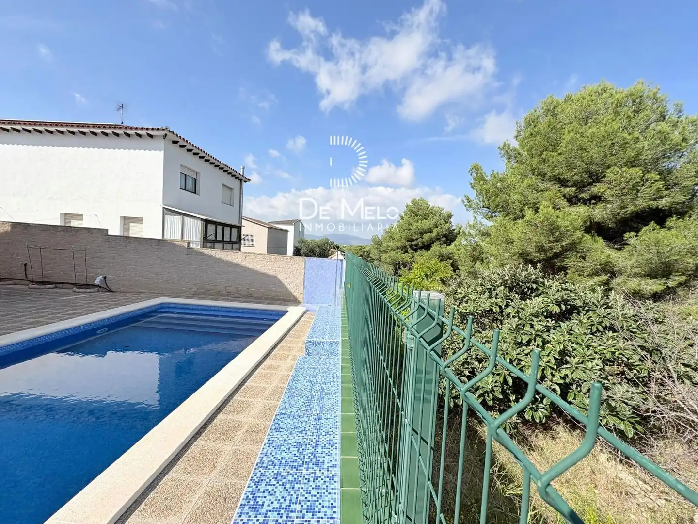 Vista exterior de Casa o xalet en venda en Bellvei amb Aire condicionat, Calefacció i Terrassa