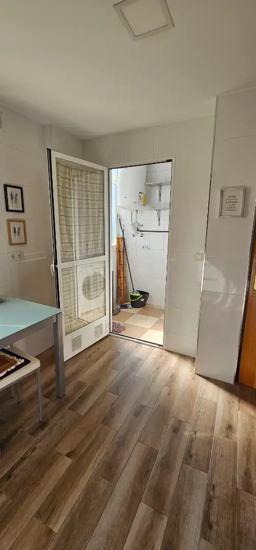 Habitación de Piso de alquiler en Maracena con Aire acondicionado, Amueblado y Balcón