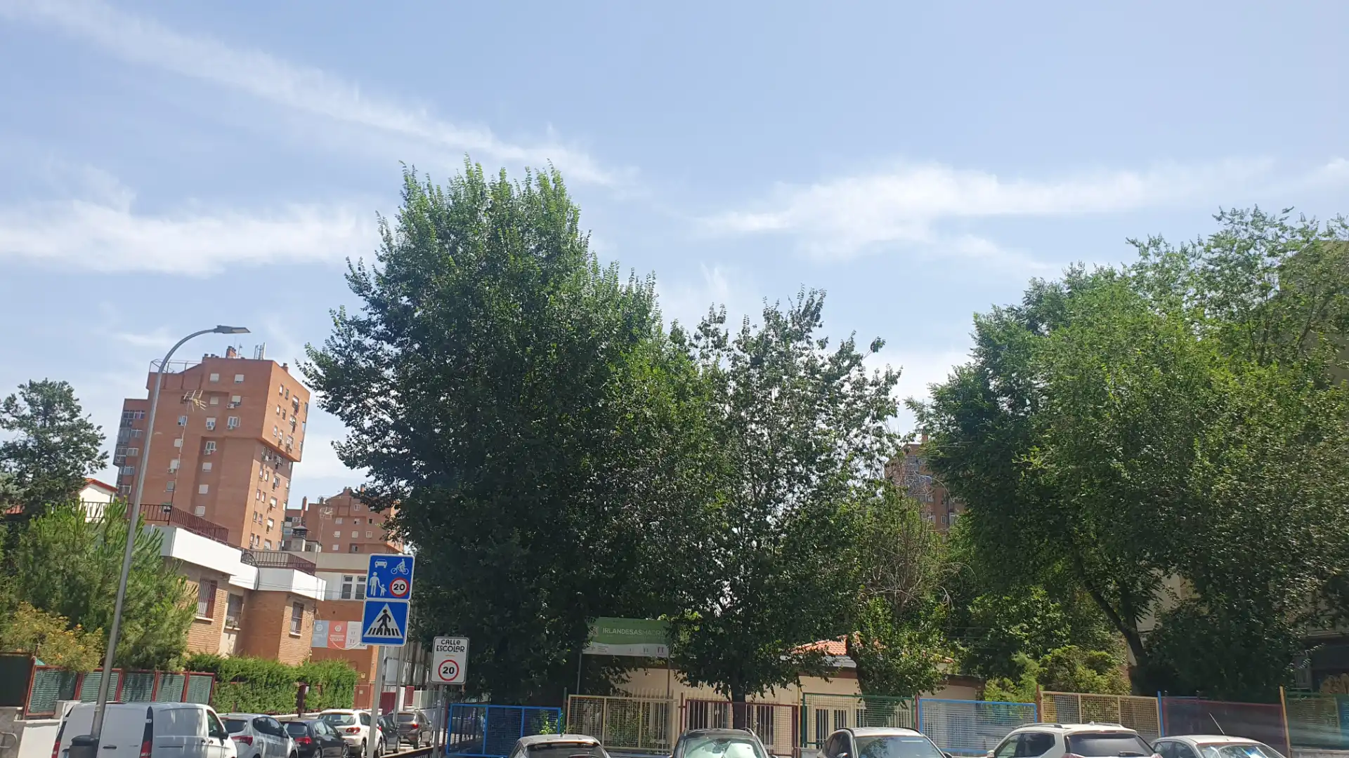 Vista exterior de Pis en venda en Madrid amb Calefacció, Moblat i Forn