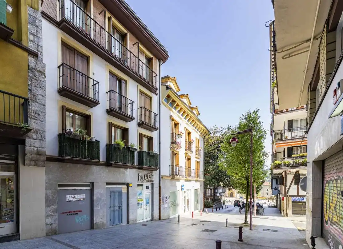 Local comercial en venda a Kale Nagusia
