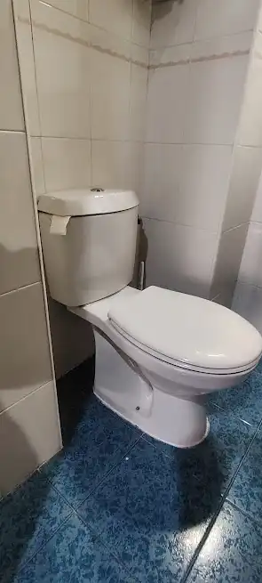 Badezimmer von Wohnung zum Verkauf in Linares mit Klimaanlage, Heizung und Privatgarten