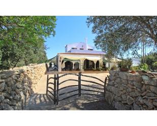 Vista exterior de Finca rústica en venda en Sant Lluís amb Aire condicionat, Terrassa i Piscina