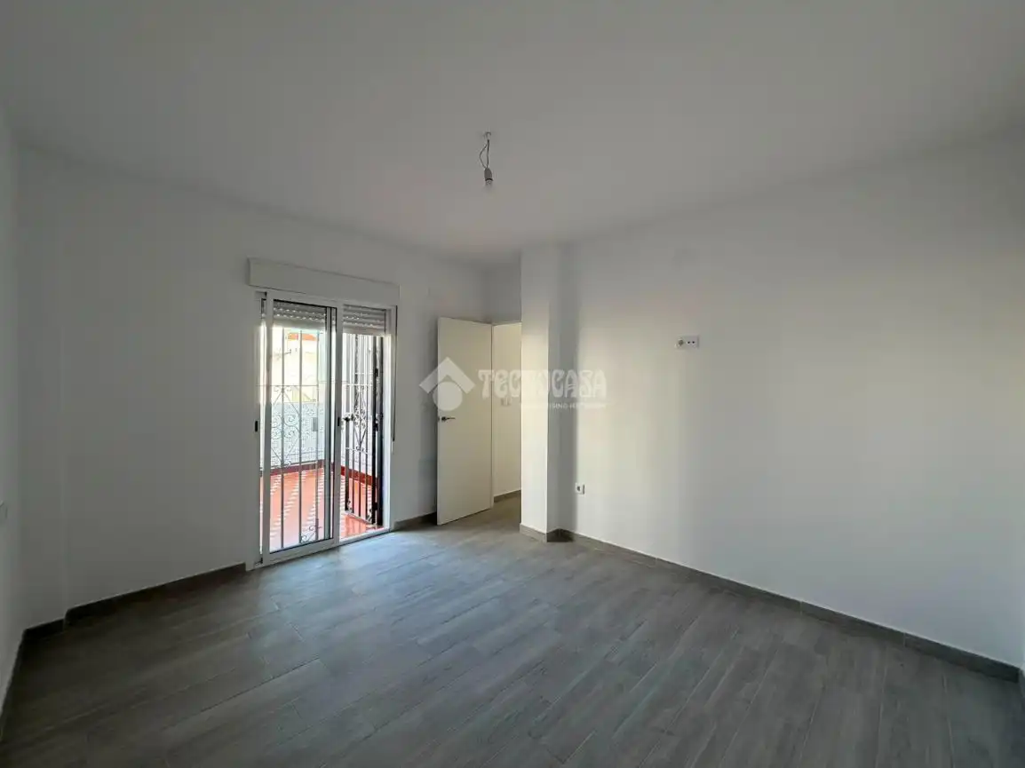 Schlafzimmer von Wohnung zum Verkauf in Isla Cristina mit Balkon