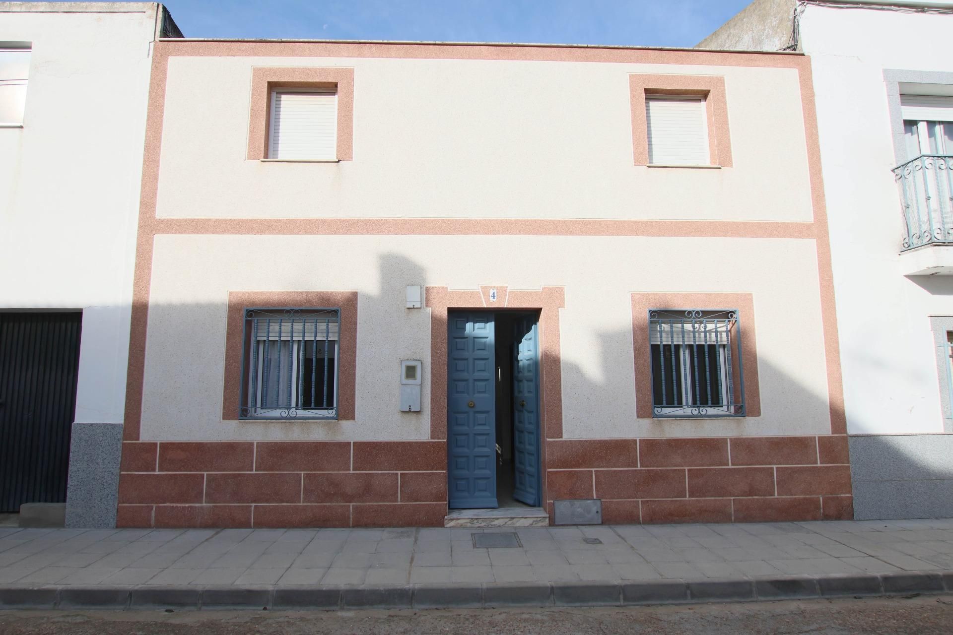 Exterior view of House or chalet for sale in Montijo  with Terrace and Storage room