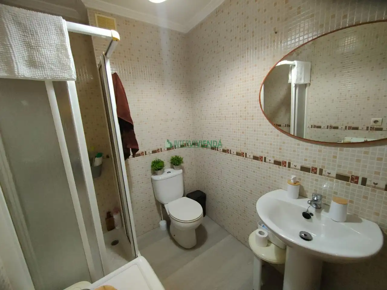 Bathroom of Duplexes for sale in Vigo   with Heating and Furnished