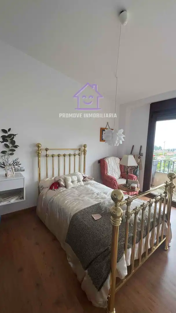 Habitación de Casa o chalet de alquiler en A Coruña Capital  con Terraza y Trastero