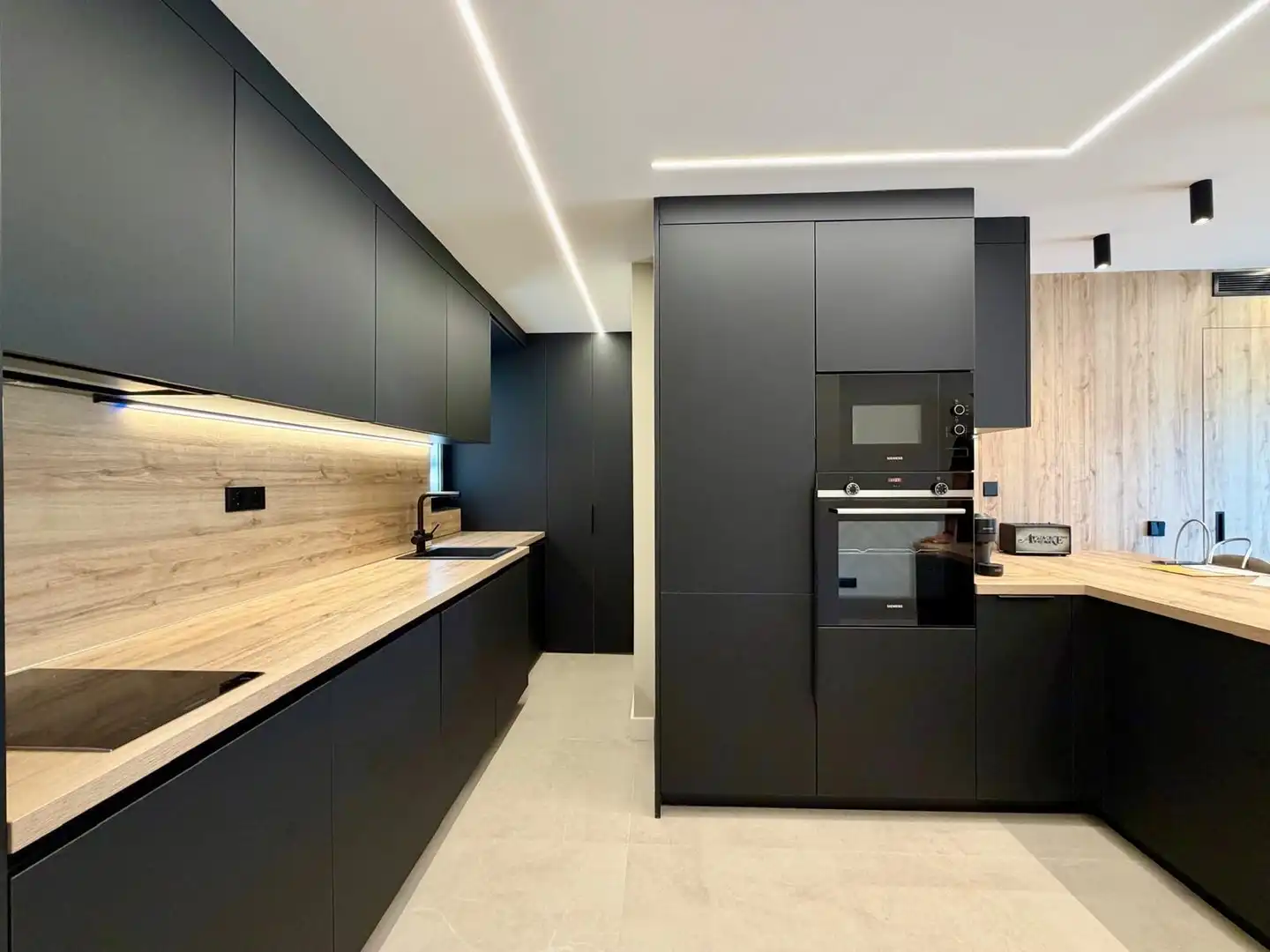 Kitchen of Flat for rent in Roquetas de Mar  with Air Conditioner, Heating and Terrace
