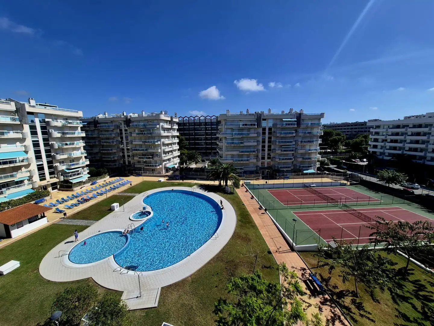 Piso con terraza en venta en Mar i Camp - Platja dels Capellans, imagen 2