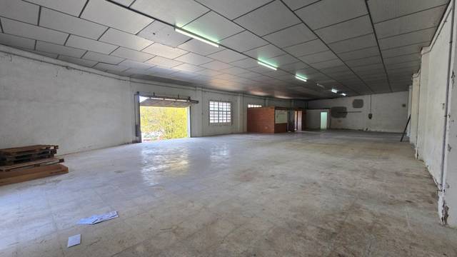 Nave industrial en Venta en Sant Llorenç Savall