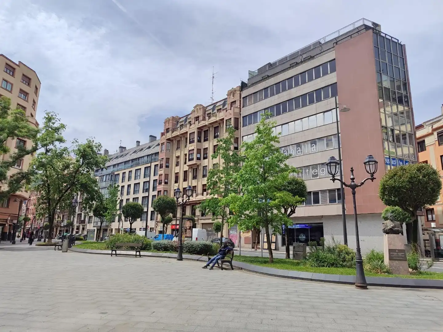Vista exterior de Piso en venta en Bilbao  con Calefacción y Amueblado