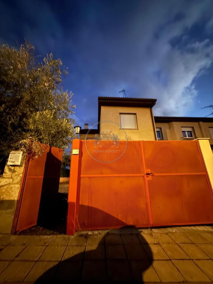 Casa o chalet en venta en Hontanares de Eresma