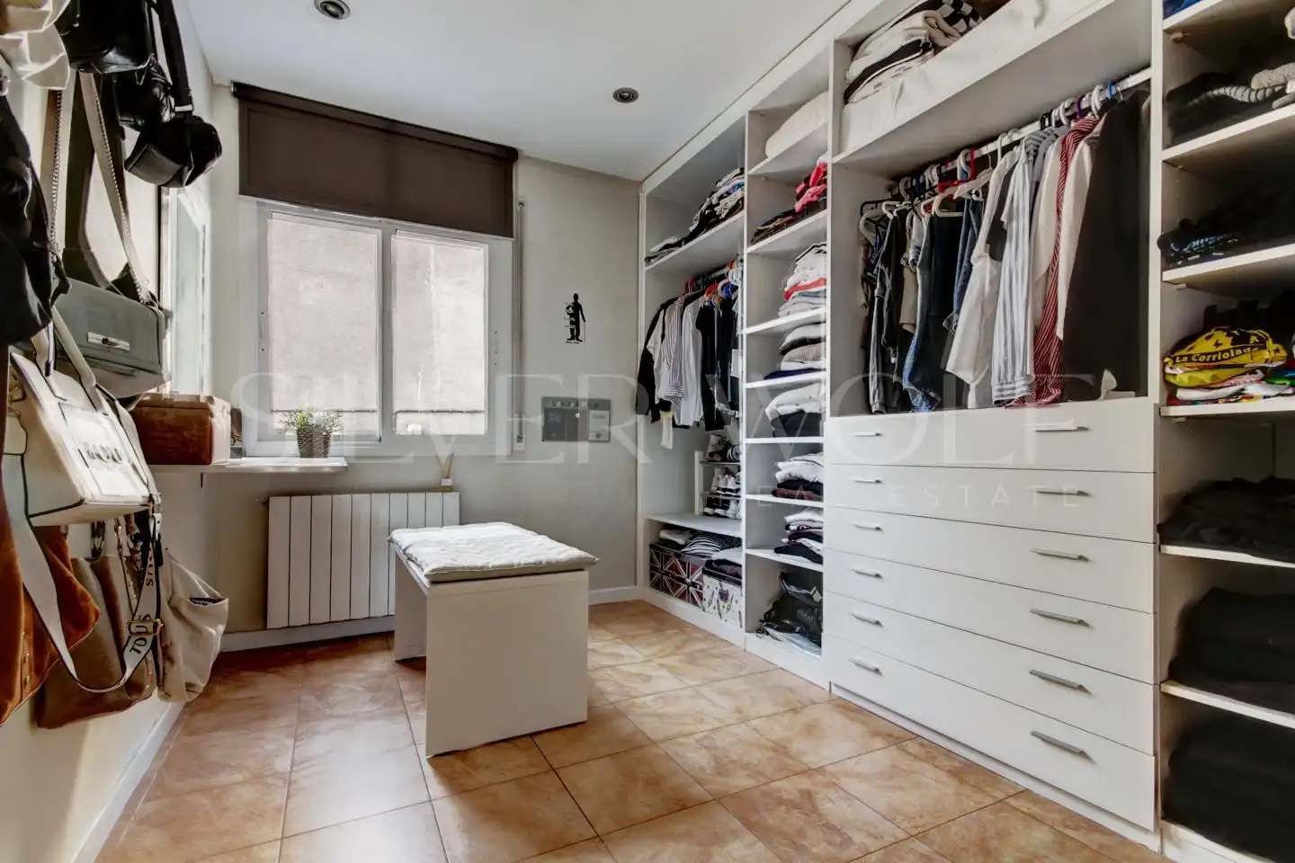 Habitación de Casa o chalet en venta en Molins de Rei con Aire acondicionado, Calefacción y Jardín privado