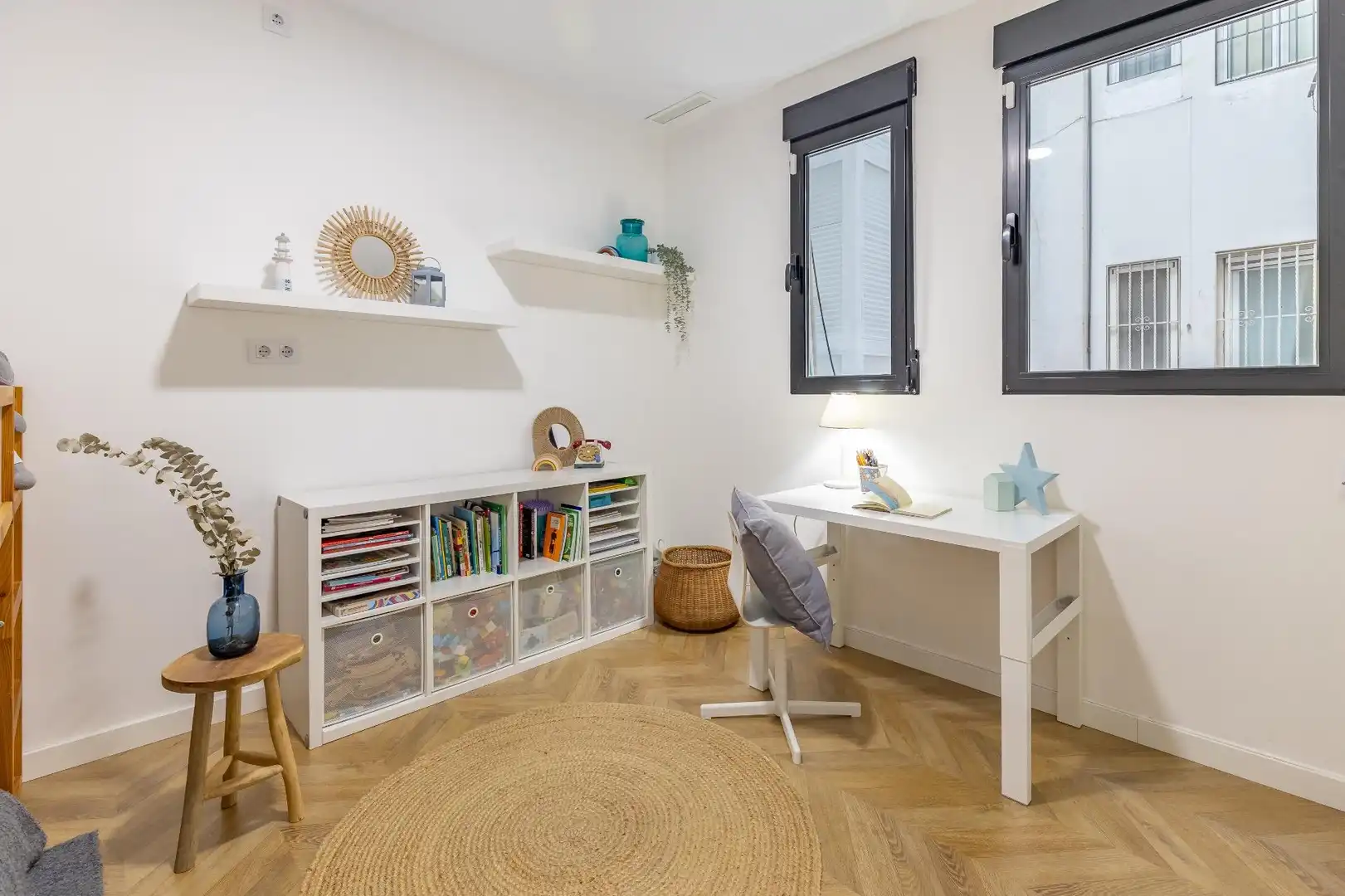 Bedroom of Flat for rent in Valencia  with Air Conditioner, Heating and Storage room