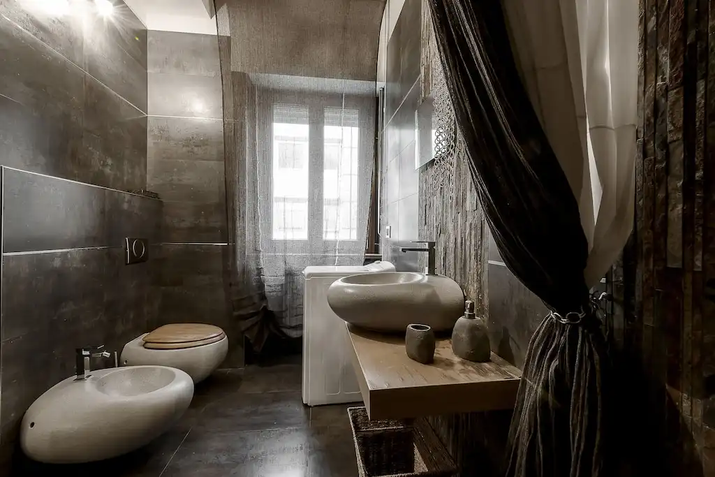 Bathroom of Flat for rent in Badajoz  with Air Conditioner, Furnished and TV